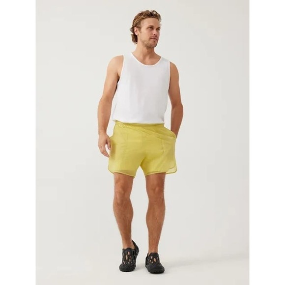 Outdoor Voices Other - Outdoor Voices NWT BreakLite 5" Short Size XL